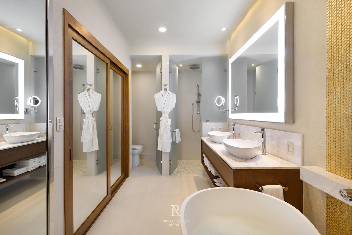 Deluxe Elite Ocean View - La Valencia *